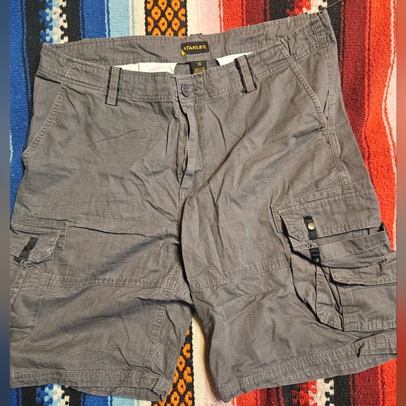 Men's Stanley Grey Cargo Shorts - Picture 2 of 5